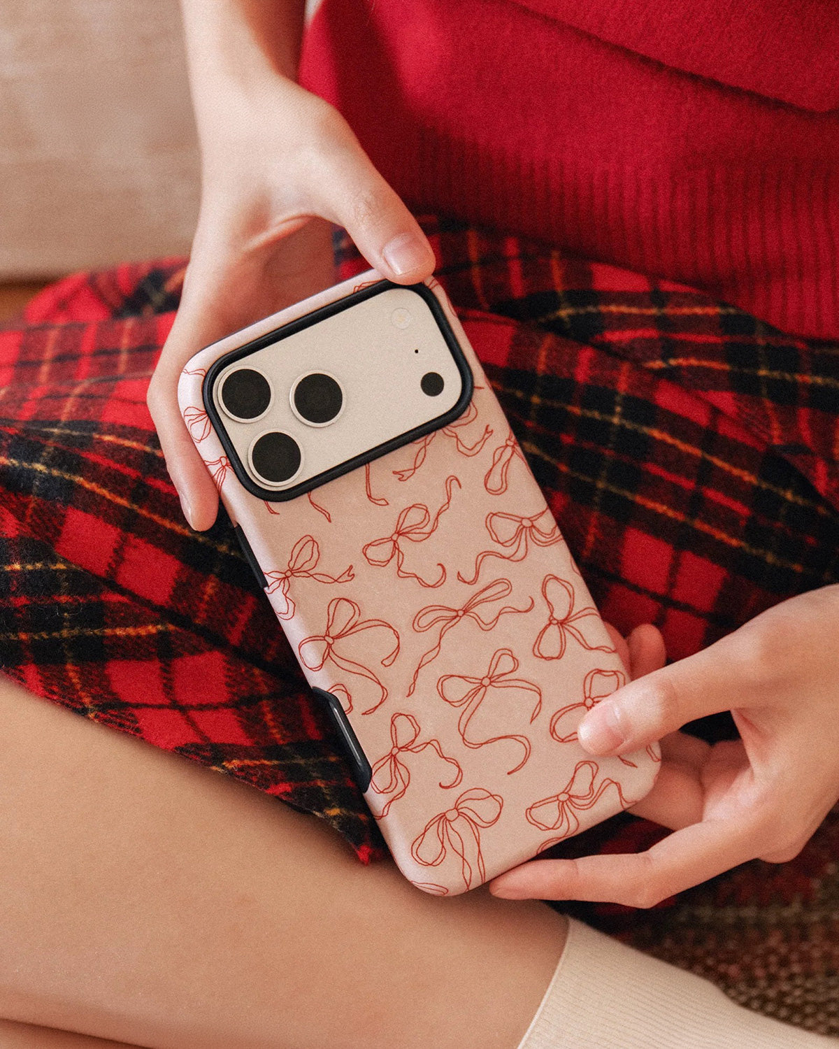 SCARLET BOW NA MAGSAFE NA CASE NG TELEPONO