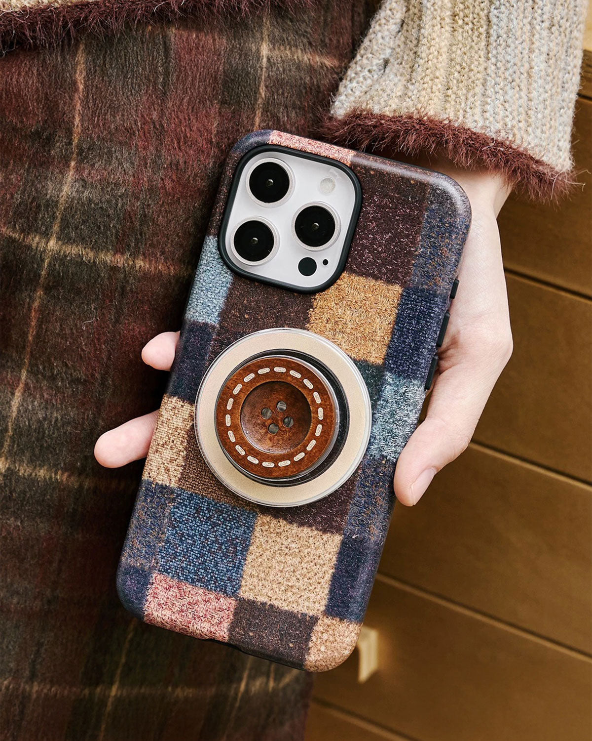 PATCHWORK BUTTON NA CASE NG TELEPONO
