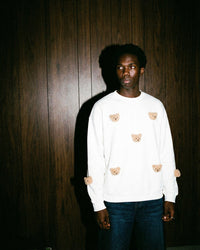 HILAW NA SWEATSHIRT NG STICKY BEAR